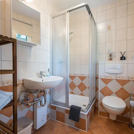 Haus Selene Appartement Neu Sallenthin